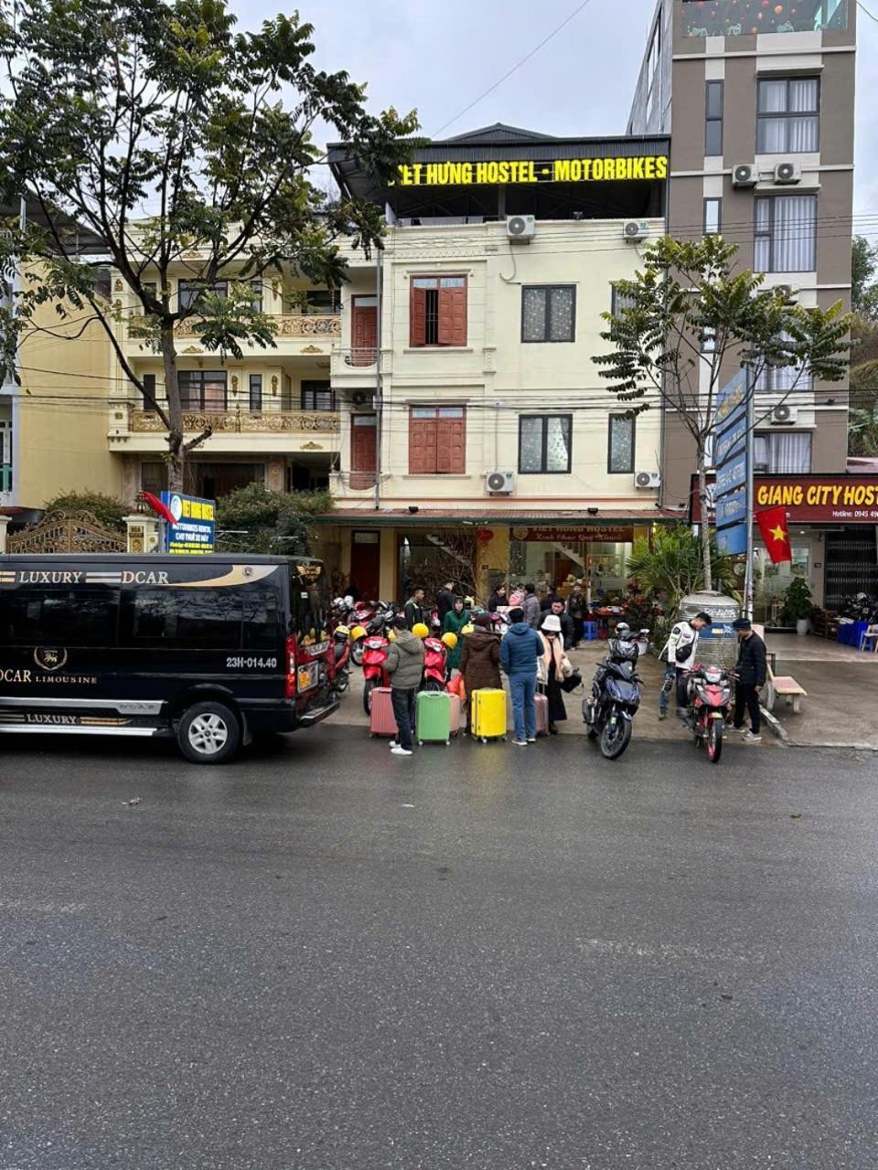 Viethung Hostel-Motorbikes For Rental - Tour Lang Lap Exterior photo